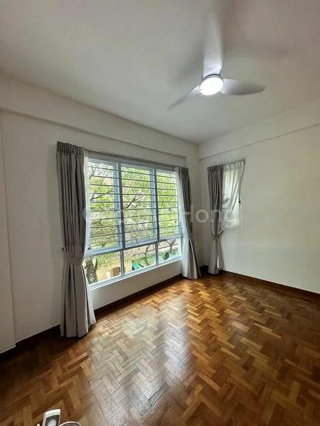 4 Bed Condo for Sale in  Duchess Crest - Image 3